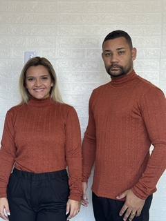 Camisa Gola Rolê tricô terracota unissex