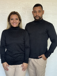 Camisa Gola Rolê tricô Preta unissex