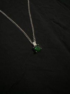 Cordão de Pedra Verde