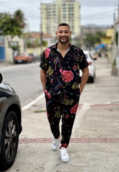 Camisa Noite Unissex na internet
