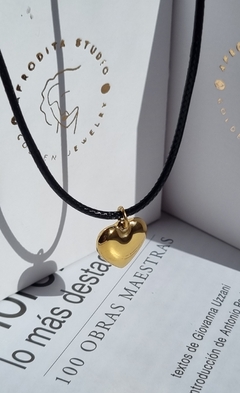 Collar gold heart
