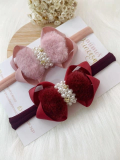 Laço Manu com lacinho de Pelúcia - comprar online