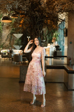 Vestido de tule bordado Rosê