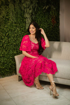 Vestido Renda Fuccia franzido