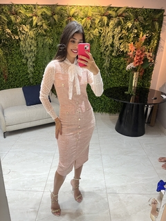 vestido sobreposição tweed rosa na internet