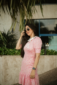 Vestido tweed com detalhes rosê na internet