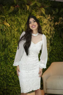 Branco Grippir com tule e pérolas