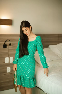 Vestido tecido linho verde com poa dourado