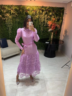 Vestido lavanda mix de renda na internet