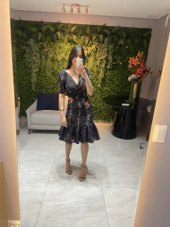 Vestido transpassado tubinho estampado - comprar online