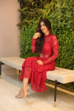 Vestido vermelho de renda