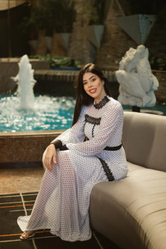 Vestido longo poá PeB de tule com aviamentos