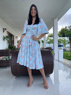 Azul com estampa floral na internet