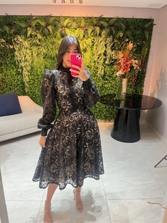 Vestido gripir preto de lurex dourado