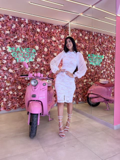 Vestido tubinho renda branca