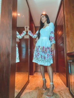 Off bordado floral barrado - Erica Rafaelly