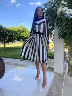Vestido renda PeB com bico - comprar online