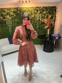 vestido ladylike renda lurex