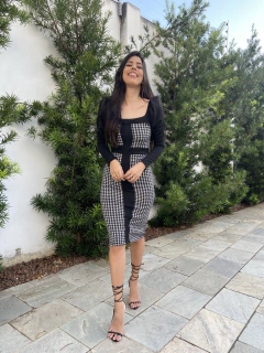 Vestido recortes PeB