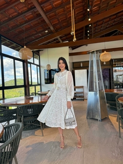 Vestido off renda com tule - comprar online