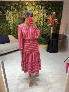 Vestido tecido rosa listrado dourado no na internet