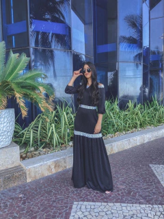 Preto longo - Erica Rafaelly