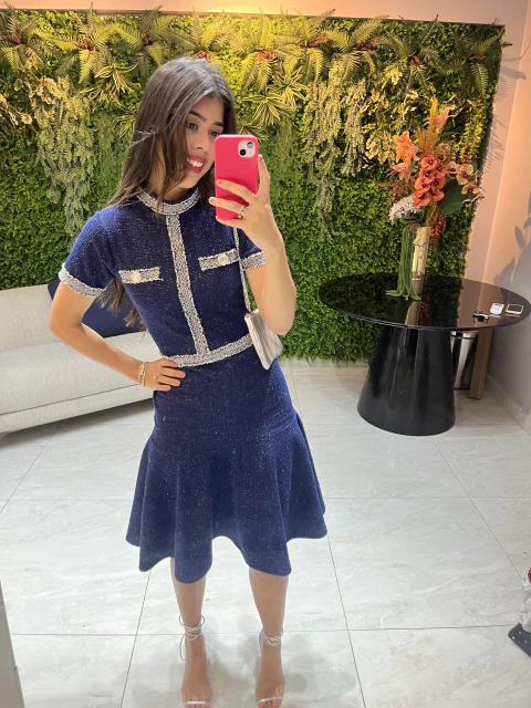 vestido azuk twwed com aviamentos e botoes