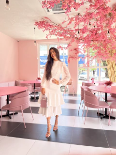 Vestido branco laiser dois babados - comprar online