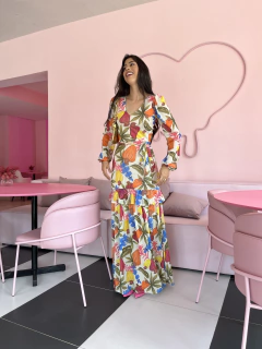 Vestido longo tule estampado na internet