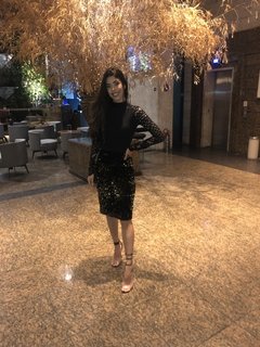 Vestido com saia de Paetê na internet