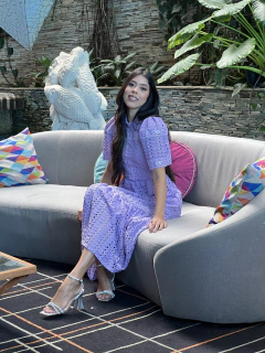 Vestido lilás com vários detalhes de aviamento - Erica Rafaelly