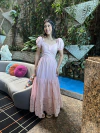 Vestido longo cambraia barrada e bordada rosê