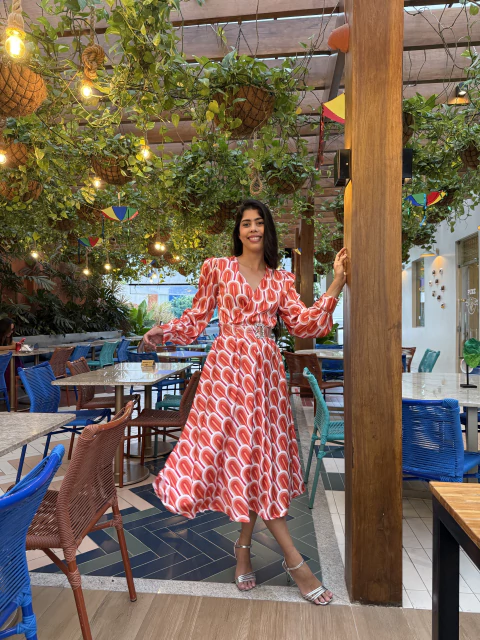 Vestido tipo seda estampado