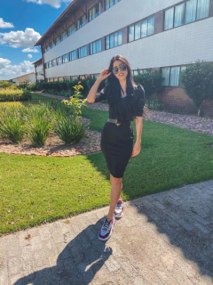 Imagem do Preto tubinho com manga 3/4 bufante