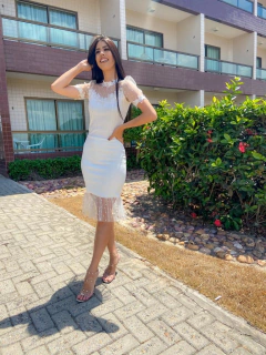 Branco com tule e manga bufante - comprar online