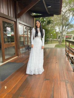 Vestido Tule bordado 3 Marias com bicos e manga de pérolas - comprar online