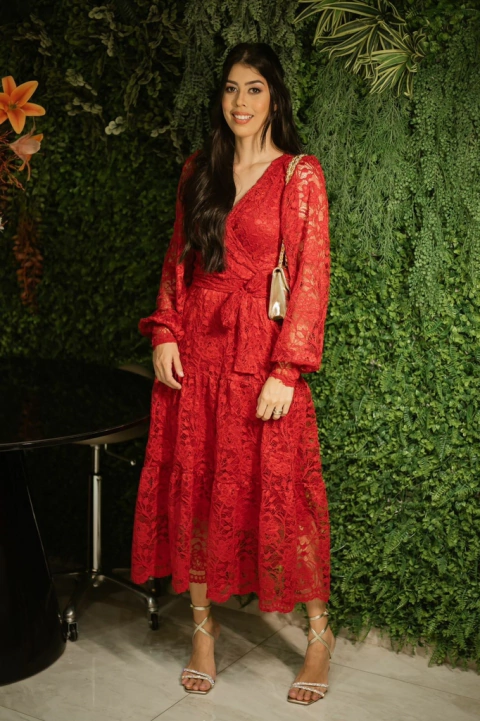 Vermelho de renda transpassado - 3 Marias