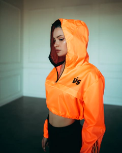 Campera Anorak Crop Furious Mod. Naranja - comprar online