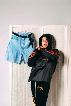Anorak World Is Yours Negro - tienda online
