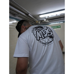 REMERA MDS BLANCA MUNDO - KITCH TECH