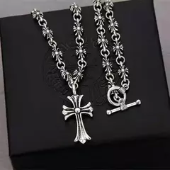 DIje Con Cadena Cruz Chrome Hearts Mod 5 en internet