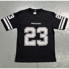 REMERA WIN THE GLORY NEGRO 23