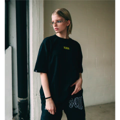 Remera Control Black