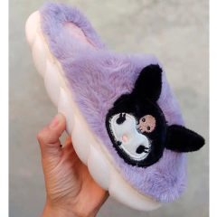 Pantuflas Peluche Kuromi Sanrio