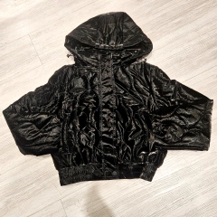 Campera Crop Bomber drip Brillante