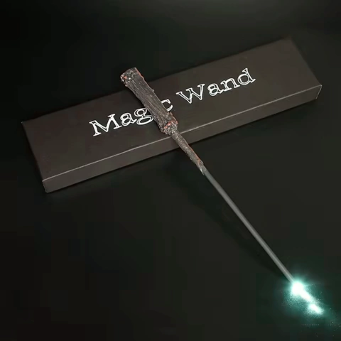 Varita Magica Harry Potter con Luz en caja Importada