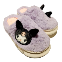 Pantuflas Peluche Kuromi Sanrio - comprar online
