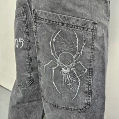 Jean Baggy Grey Skull Spider en internet