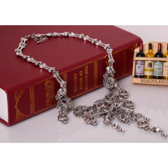 Cadena "Piratas" Craneos Y2K Plateada - Mod 35 - comprar online