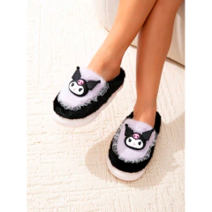 Pantuflas Peluche Kuromi Sanrio Original en internet